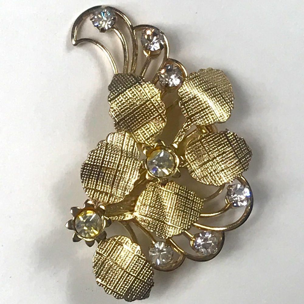 VTG, Tone Gold Brooch